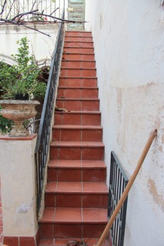 4 Estado_actual_Patio_Masnou_con_piscina_fondo_movil_Oliver_Segura_Arquitectura_4